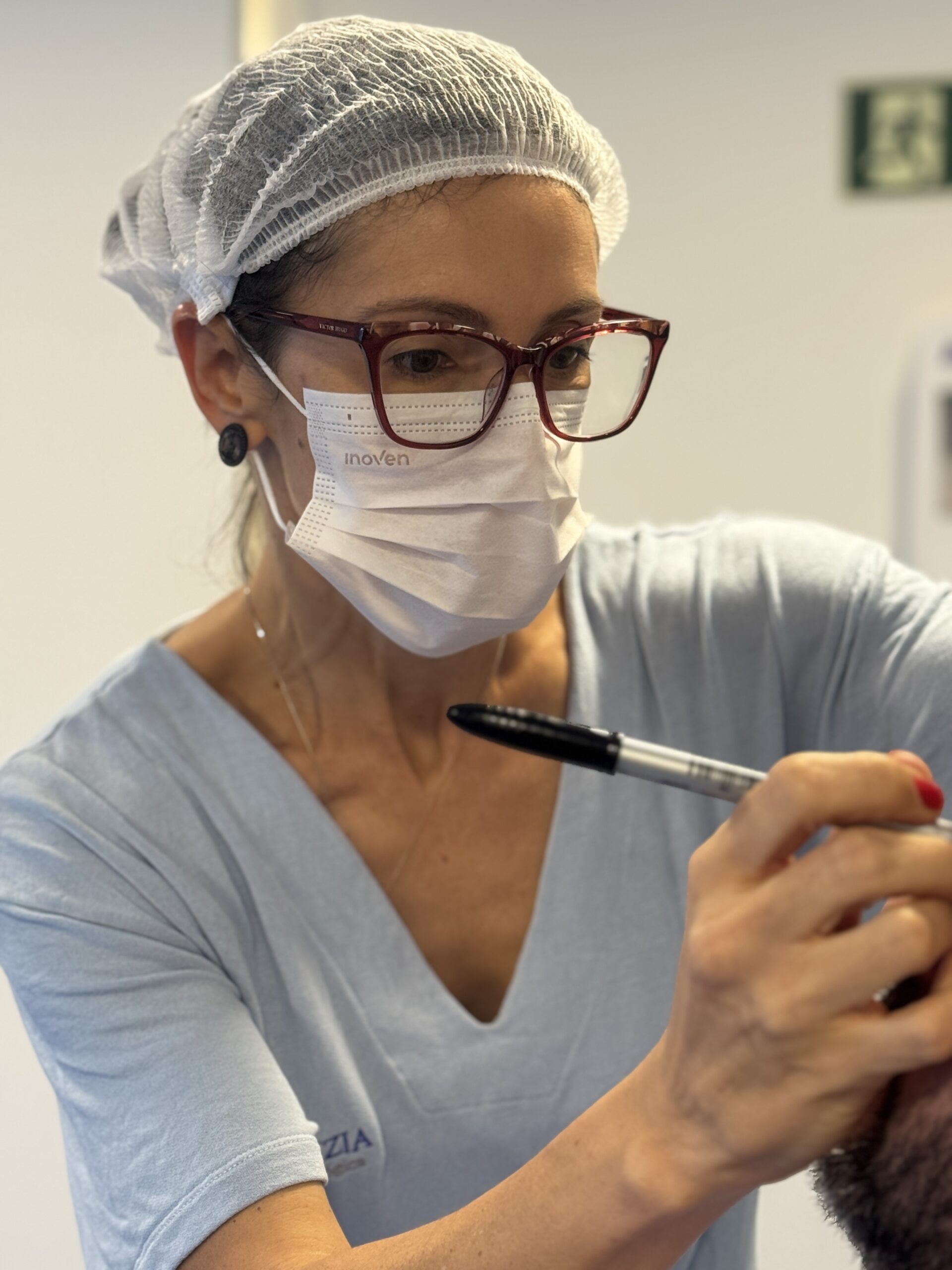 Dra. Fabíola Konno, especialista em plástica ocular e blefaroplastia
